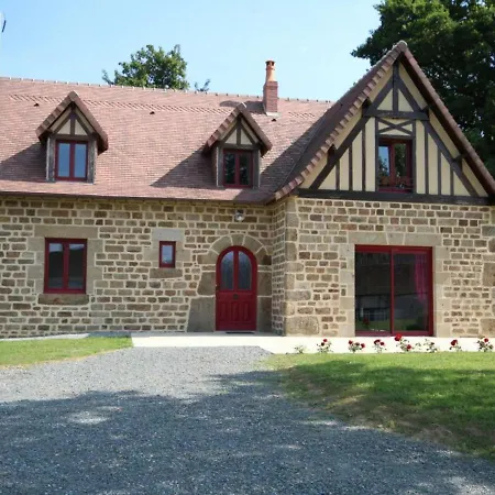 Holiday home Maison De Charme Avec Grand Jardin, 4 Chambres, 3 Salles De Bain, Garage, Wifi, Cheminee Et Terrasse - Fr-1-497-115 *