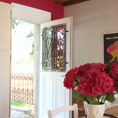 Charmante Maison Avec Jardin Clos Et Cheminée, Idéale En Famille - Fr-1-497-115