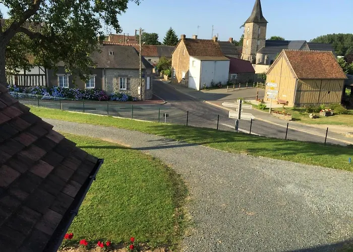 Charmante Maison Avec Jardin Clos Et Cheminée, Idéale En Famille - Fr-1-497-115 * Saint-Denis-de-Villenette